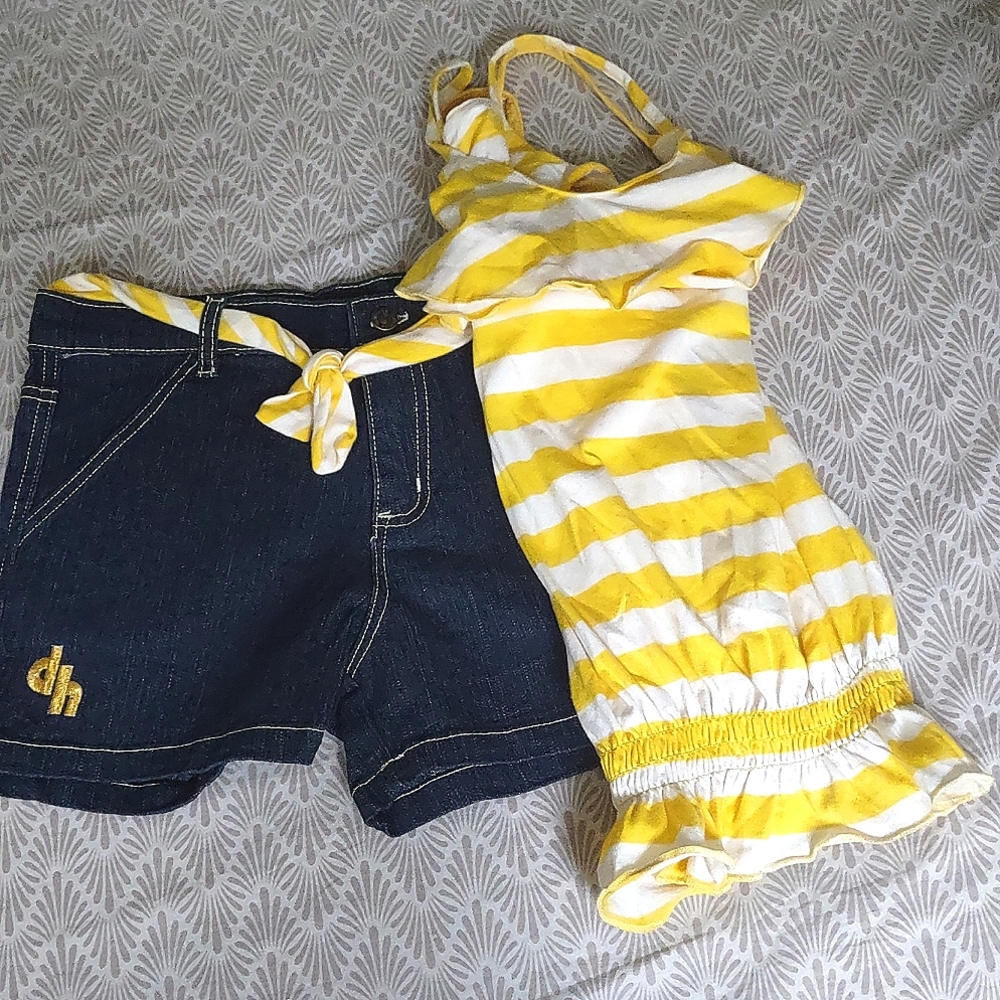 🌻Dollhouse 2pc Halter-Top Shorts set (Yellow/White ) NWT